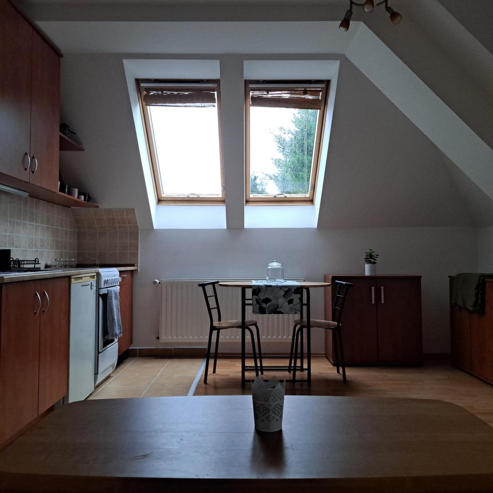 Zoeld Orom Apartman Lakas Göd Dış mekan fotoğraf