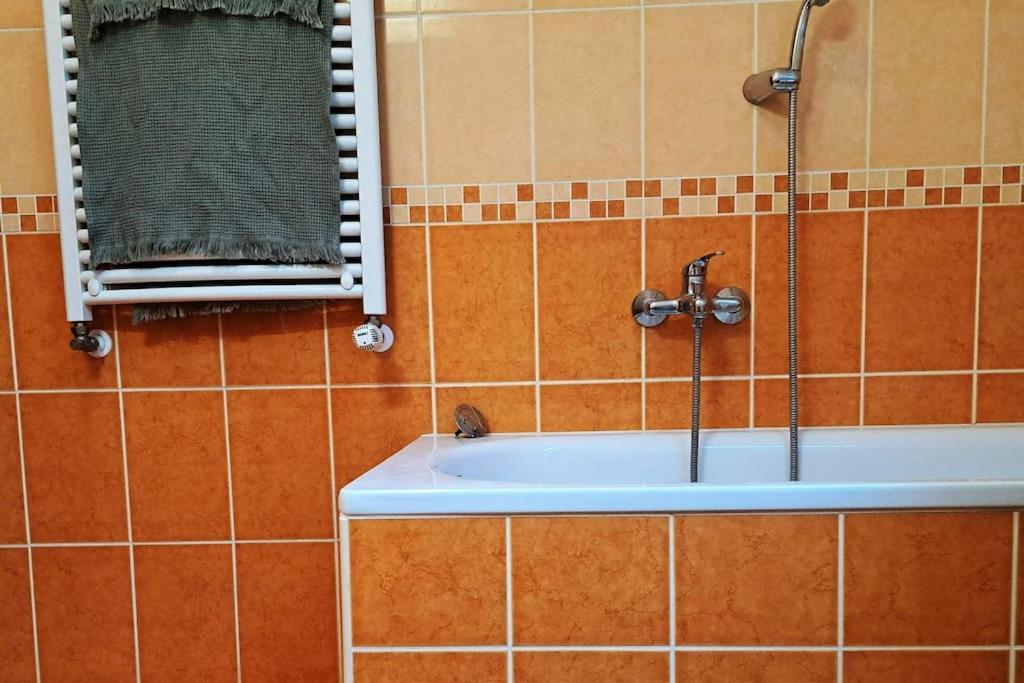 Zoeld Orom Apartman Lakas Göd Dış mekan fotoğraf